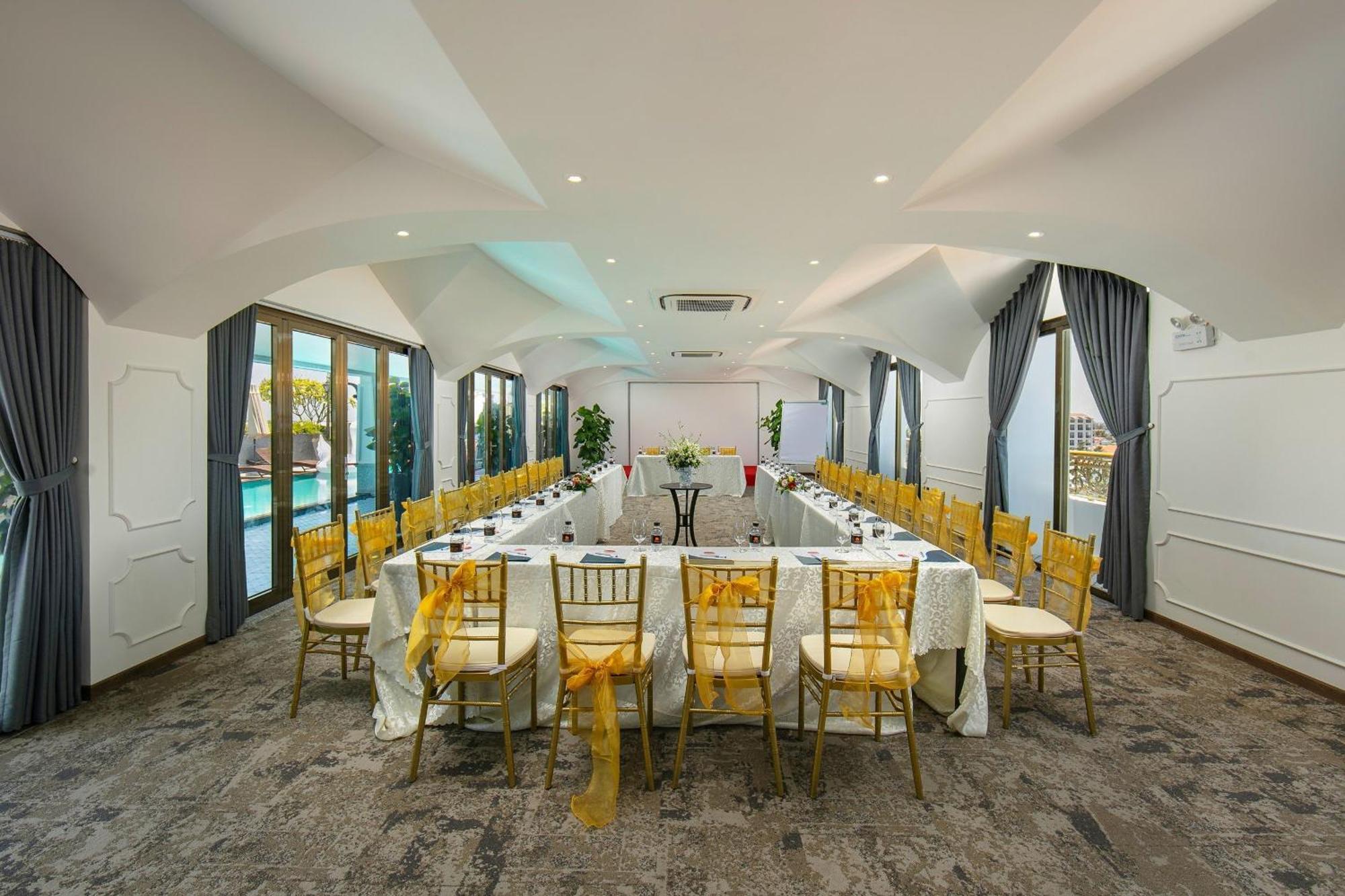 Grand Sunrise Palace Hoi An- A Luxury Indochine & Отель Хойан