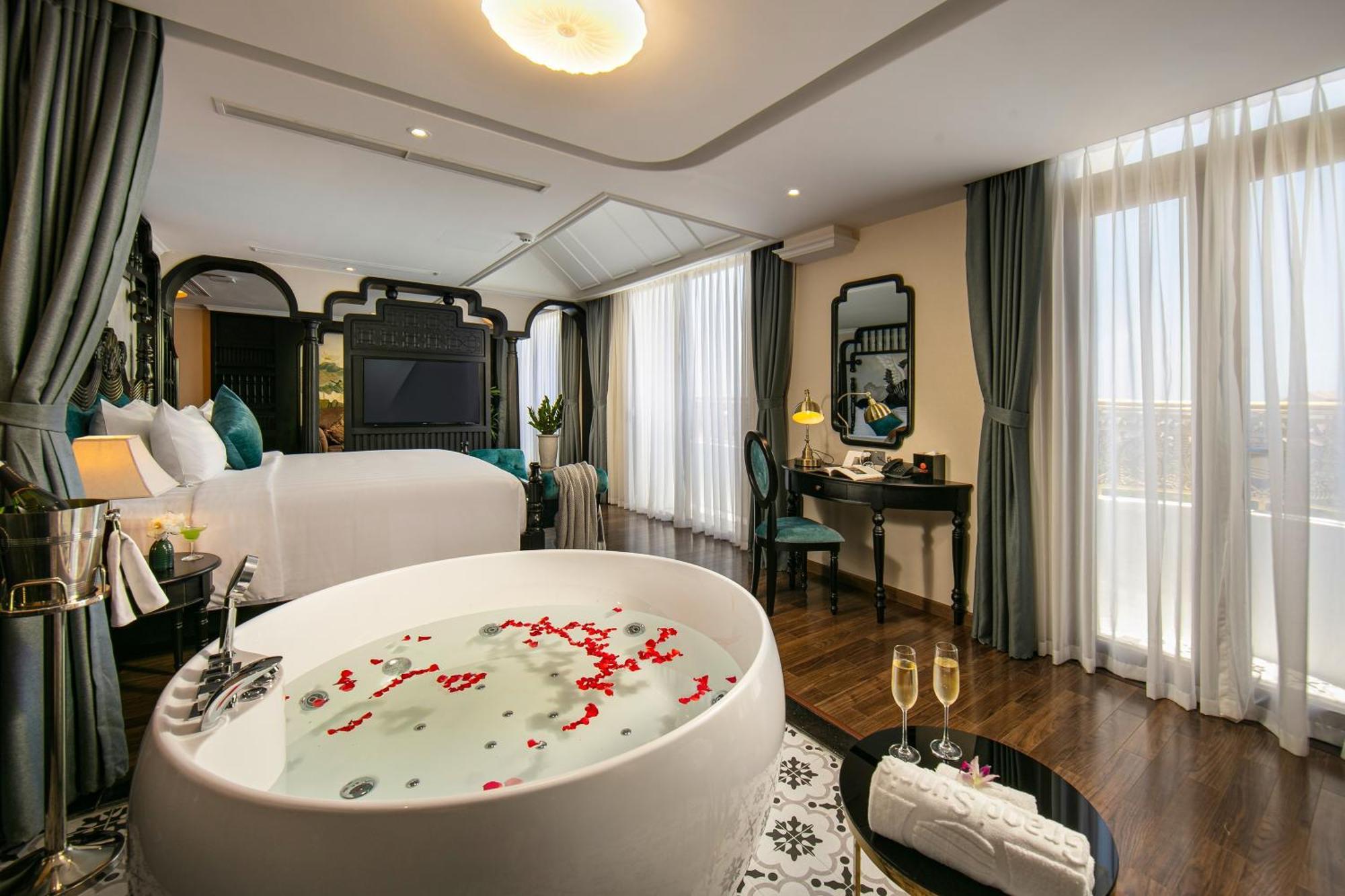 Grand Sunrise Palace Hoi An- A Luxury Indochine & Отель Хойан