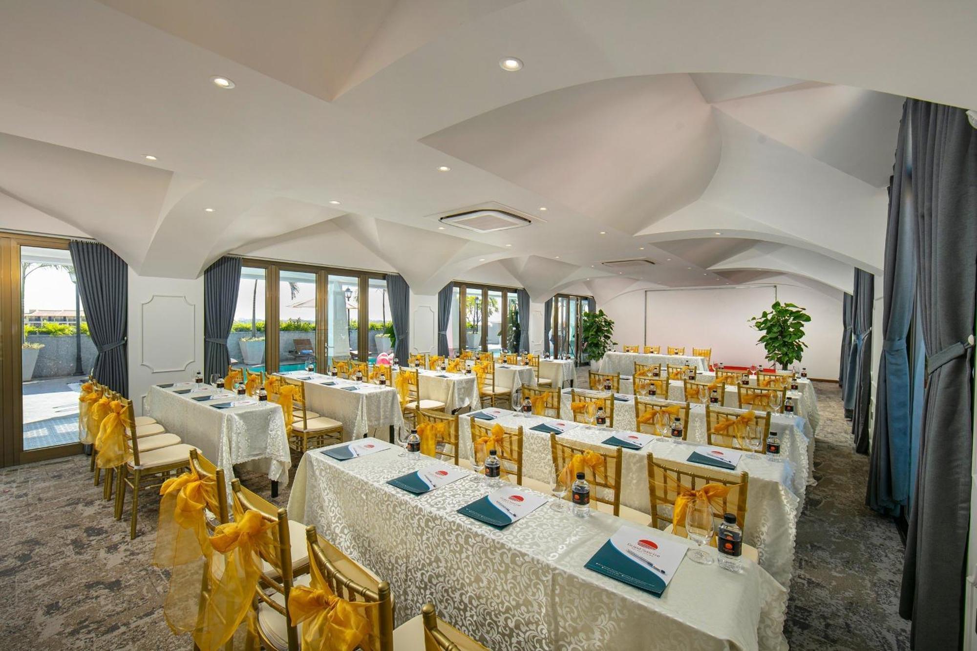 Hotel Grand Sunrise Palace 5*